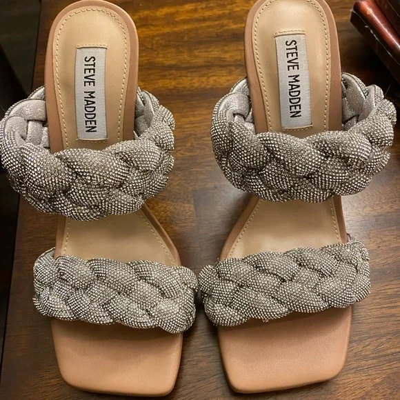 Kenley Steve Madden Heels never worn size 6.5 - Picture 2 of 3